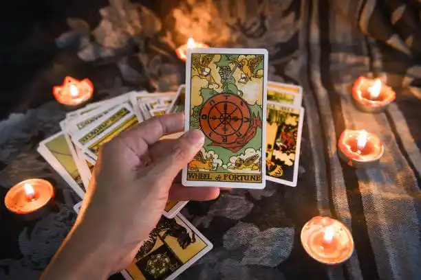 tarot cards Grosse Tete